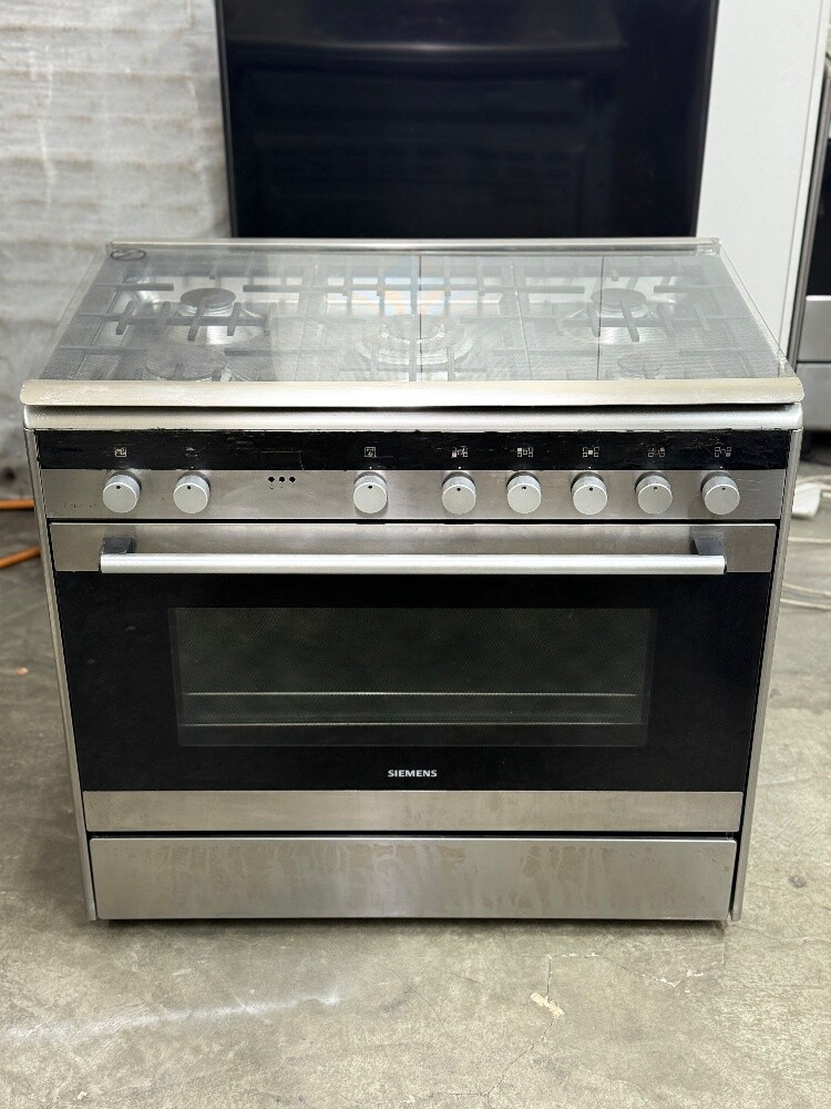 Siemens Gas Cooker - 10