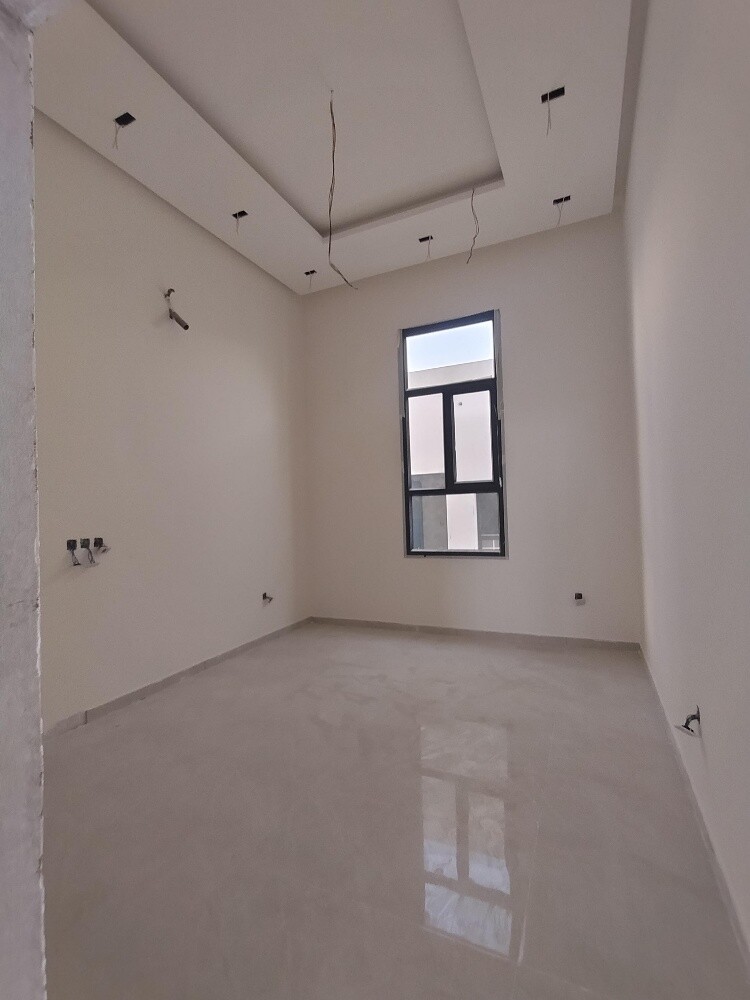 للبيع عماره سكنيه جديدة موقع مميز - 2