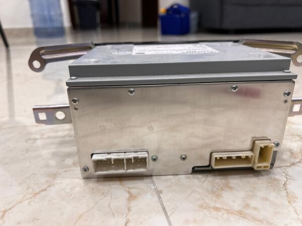 Toyota Corolla - car audio stereo - 2