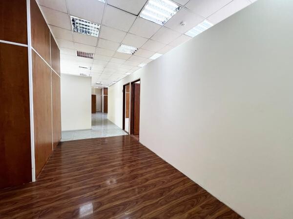 Office for Rent in New Salata - 4