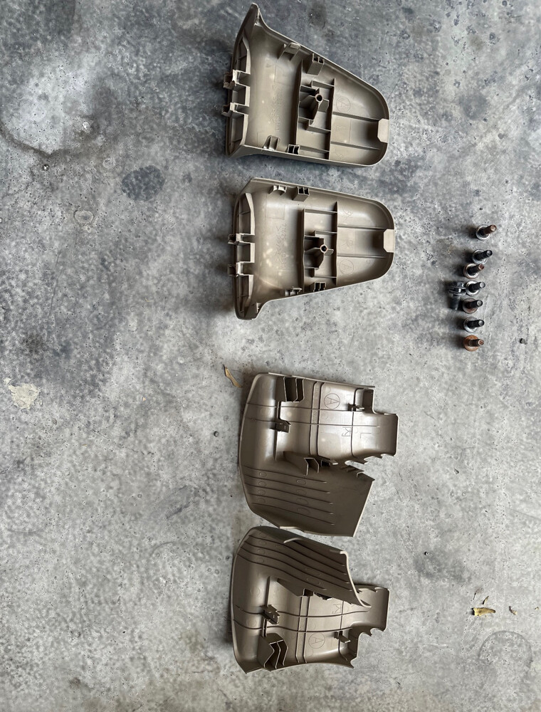 Land Cruiser seats  - 2