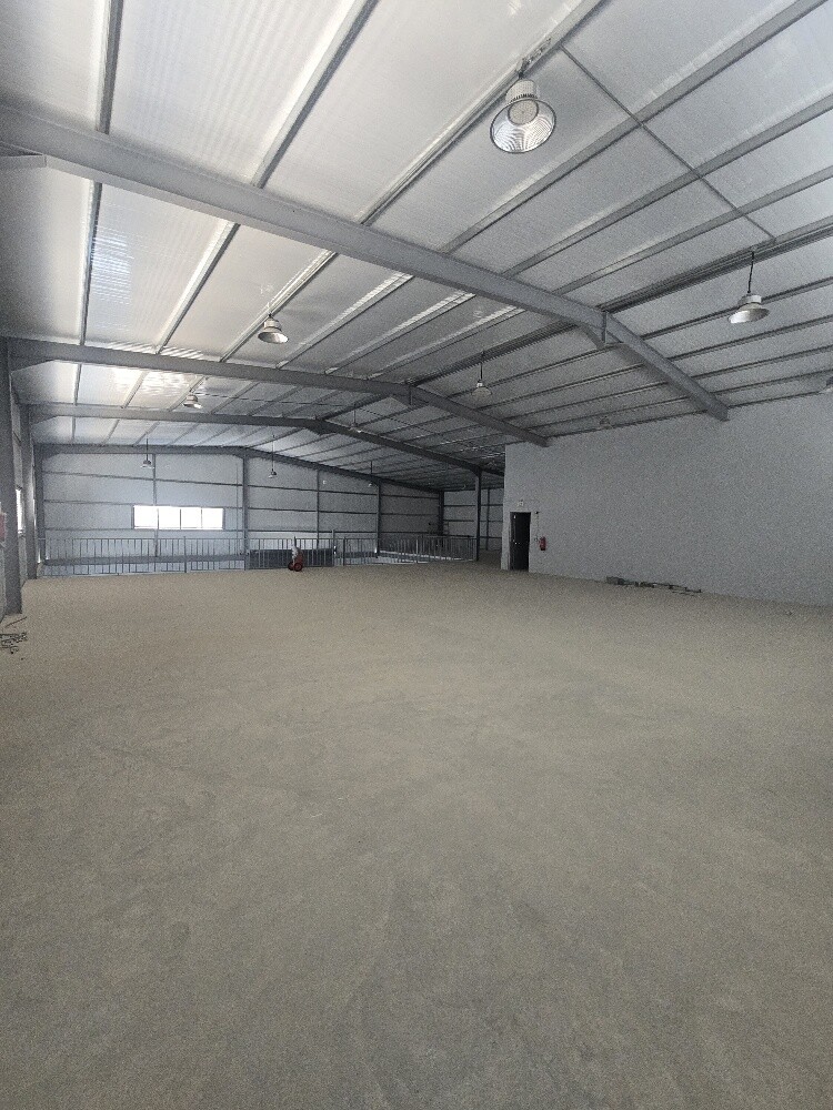 For rent, it is stored in Al Awamer - 6