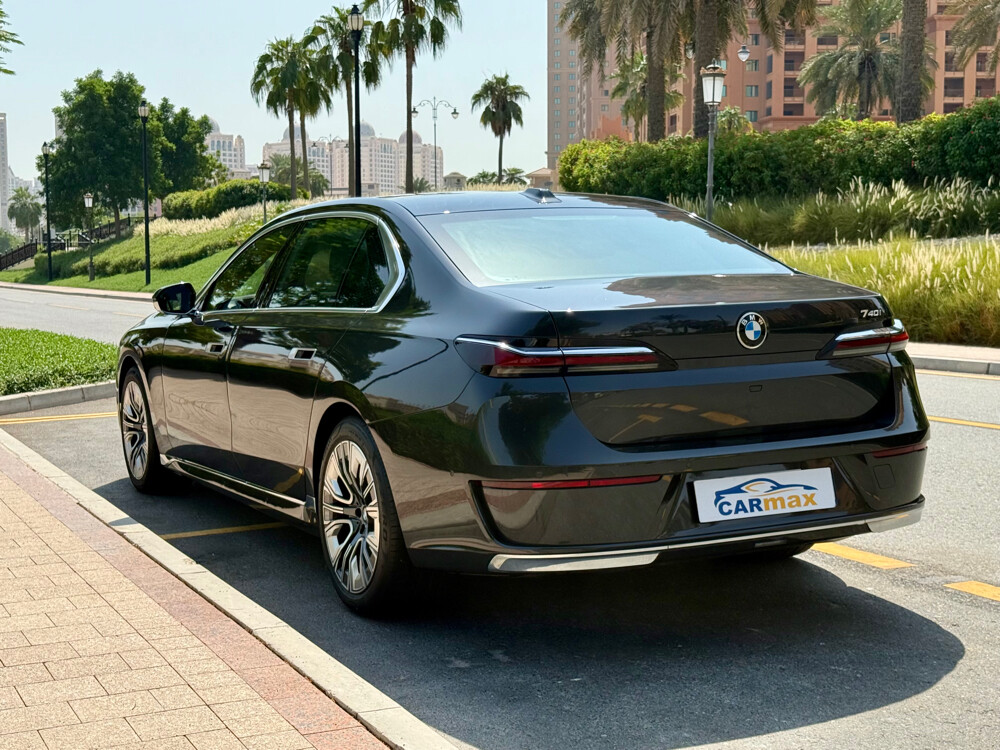 بي ام 740 - 5