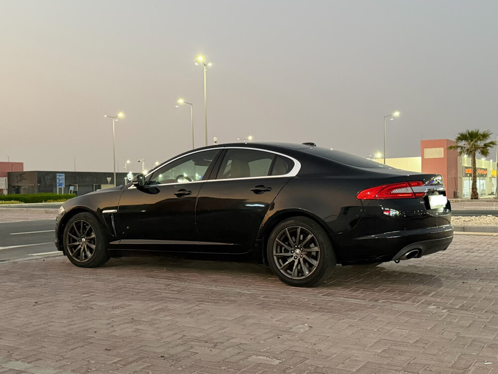Jaguar XF 2012 - 5