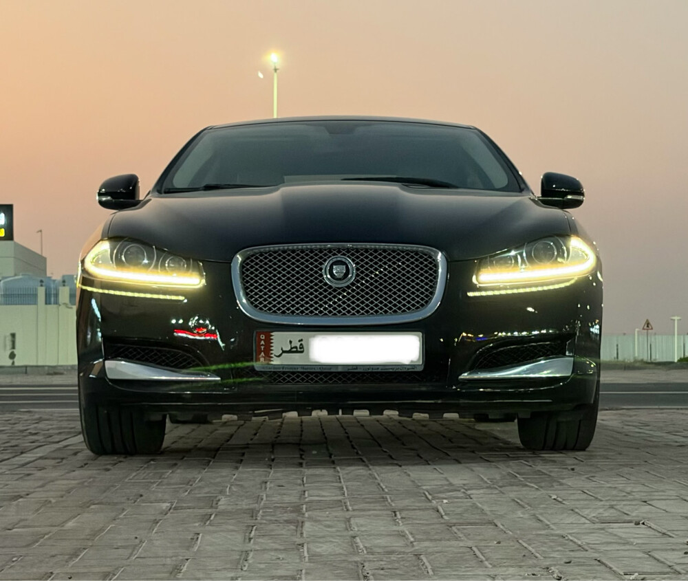 Jaguar XF 2012 - 1