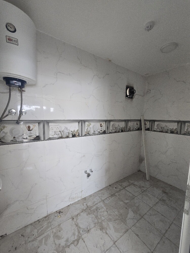 For rent, Mezzanine, Barakat Al Awa - 22