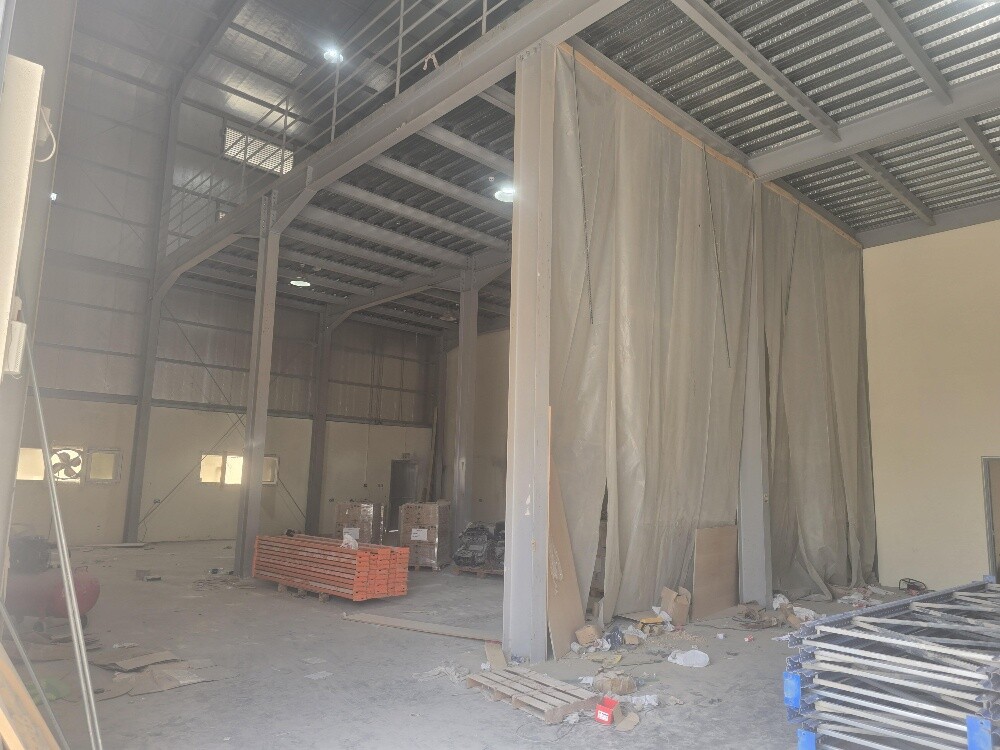 For rent, Mezzanine, Barakat Al Awa - 7