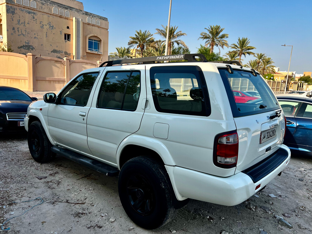 NISSAN PATHFINDER 2005 - 4