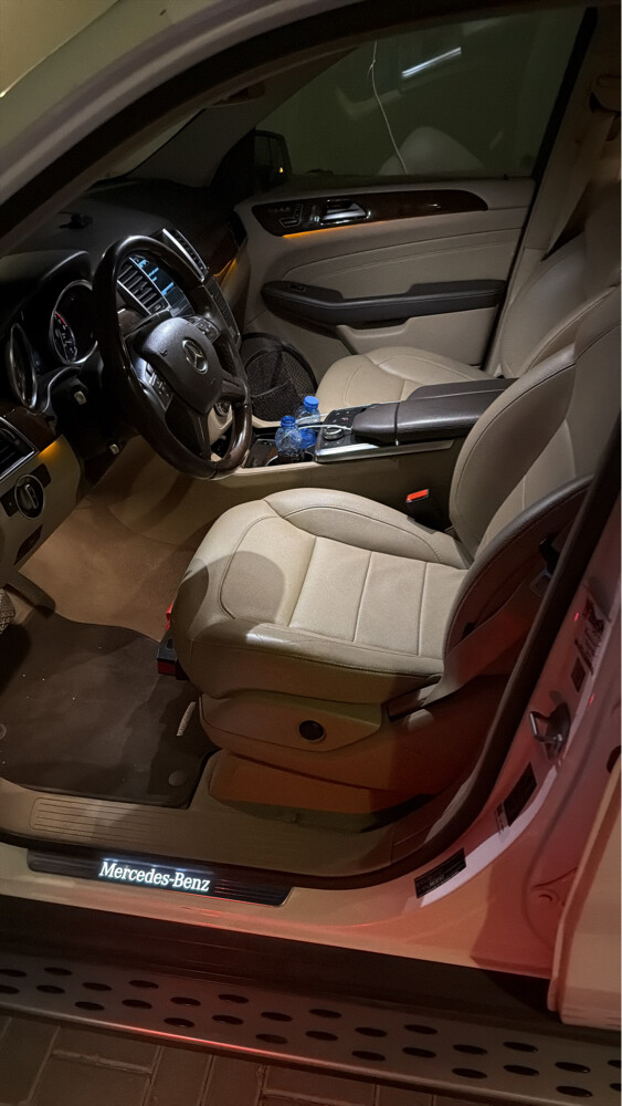 Amazing Mercedes ML350 - 4