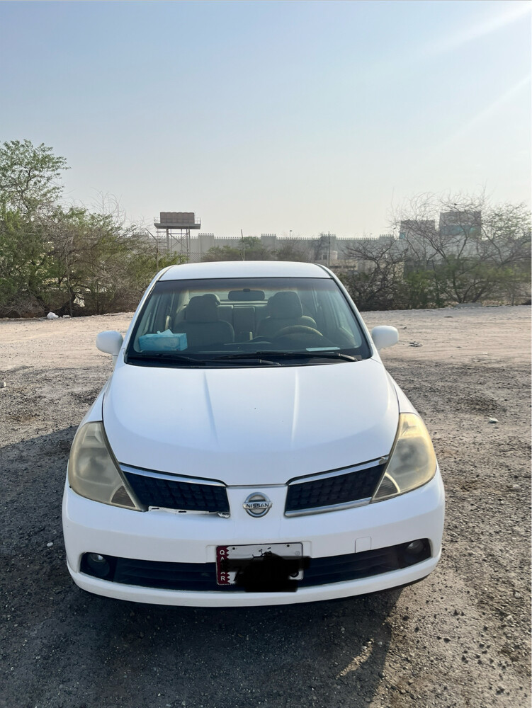 Nissan Tidda 2008 - 1