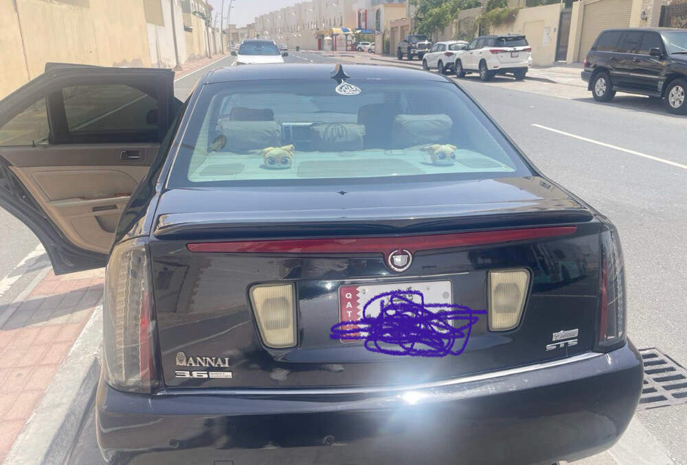 كاديلاك أس تي إس  - 2