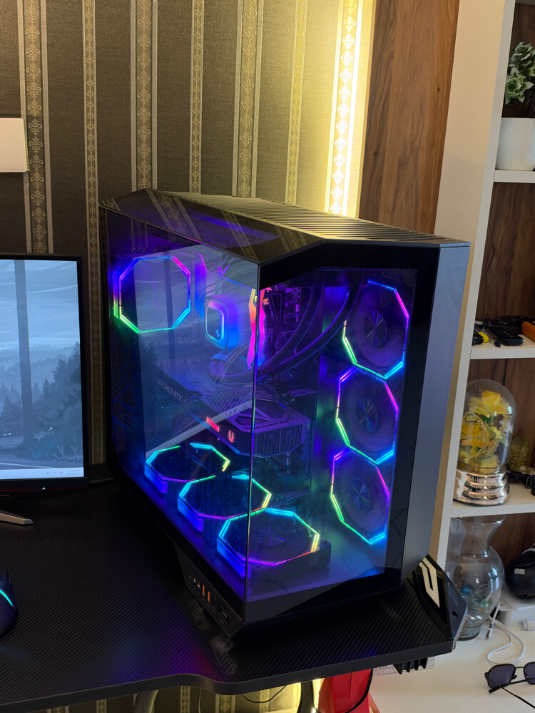 RTX 5070 Gaming Pc  - 1