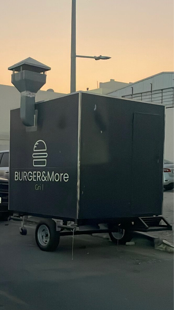 Fully Equipped Restaurant Cabin - 3
