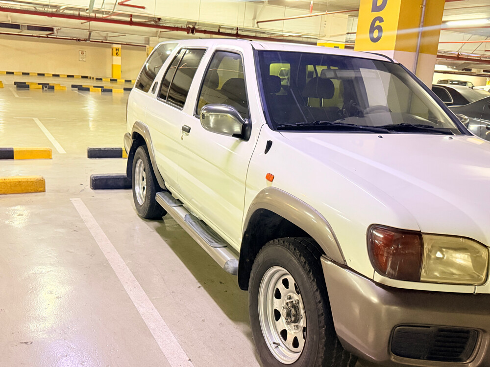 Nissan pathfinder 2003  - 4