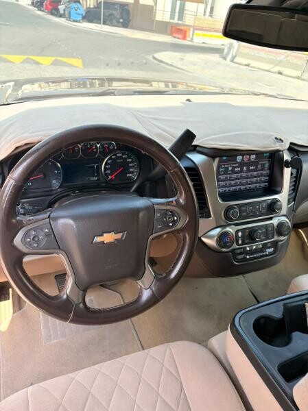 Chevrolet Suburban 2017 for Sale - 6