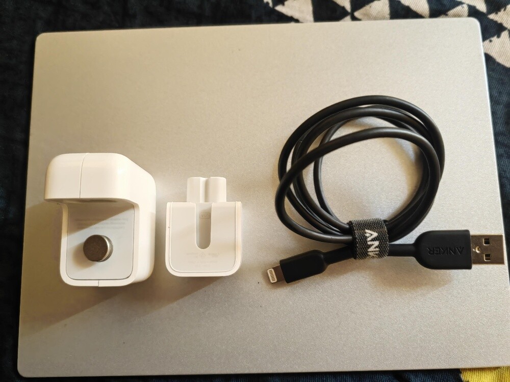 apple iPad original adapter & cable - 5