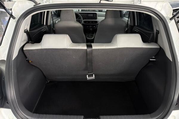 HYUNDAI i10 1.2L 2022 65,957 KM - 10