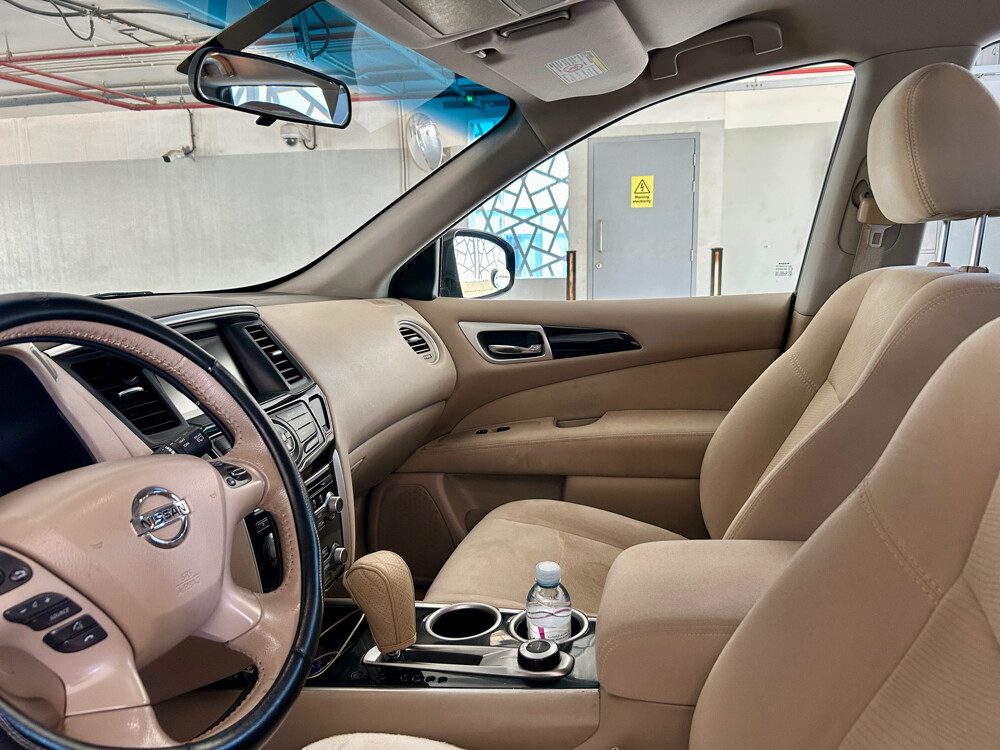 Nissan Pathfinder registered in 201 - 11