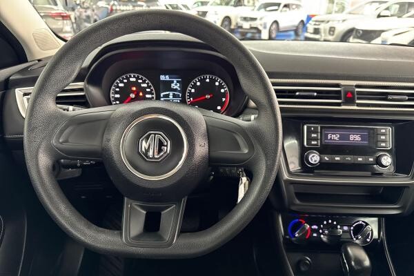 MG 5 1.5L 2021 44,578 KM - 6