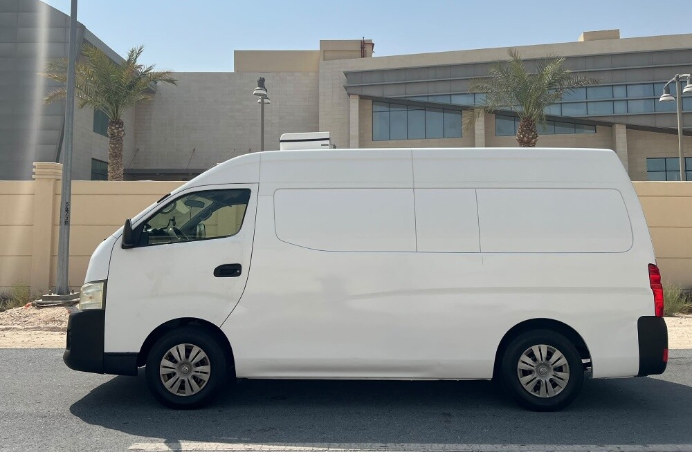 NISSAN URVAN - 3