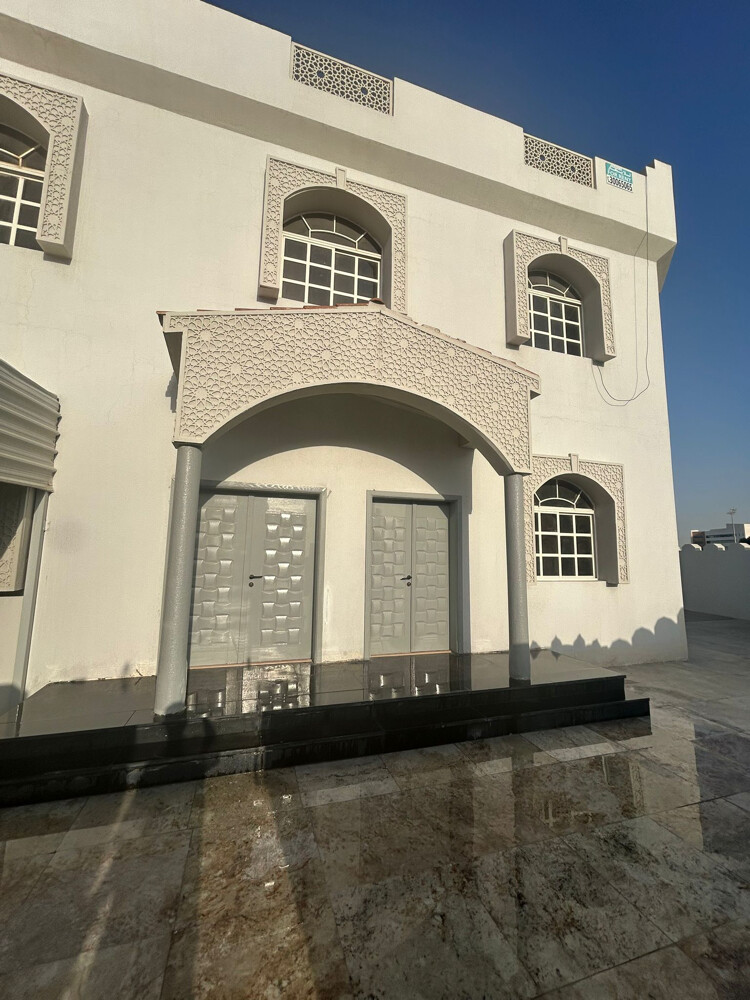 للبيع فلتين بعين خالد  - 2