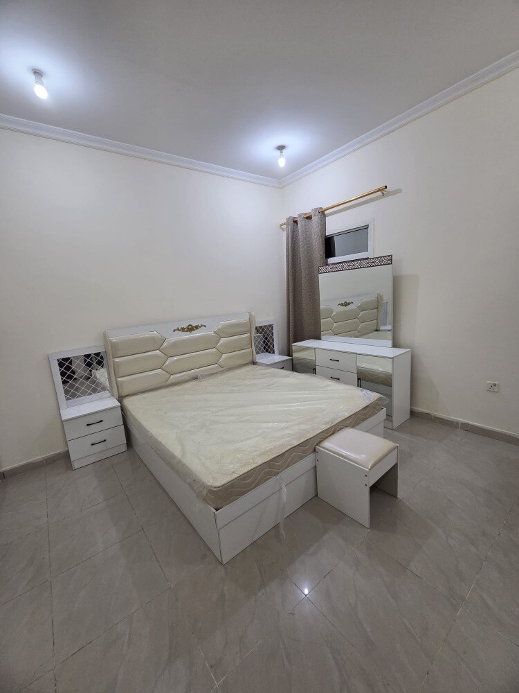 sale full bedroom set good conditio - 5
