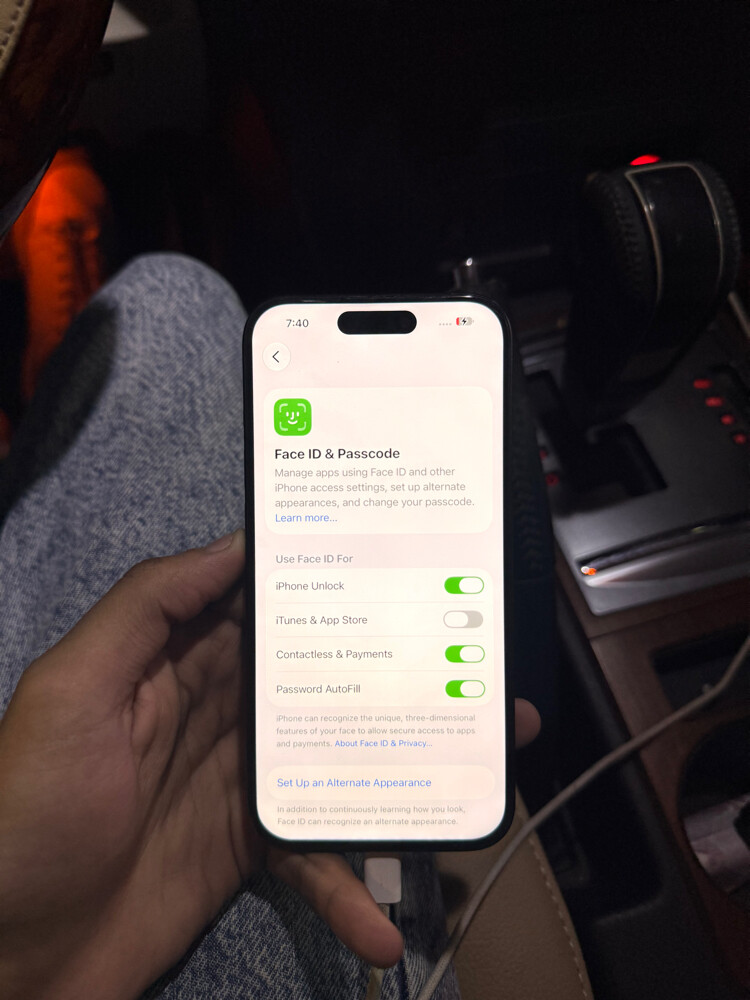 iPhone 15 Pro 256gb - 3