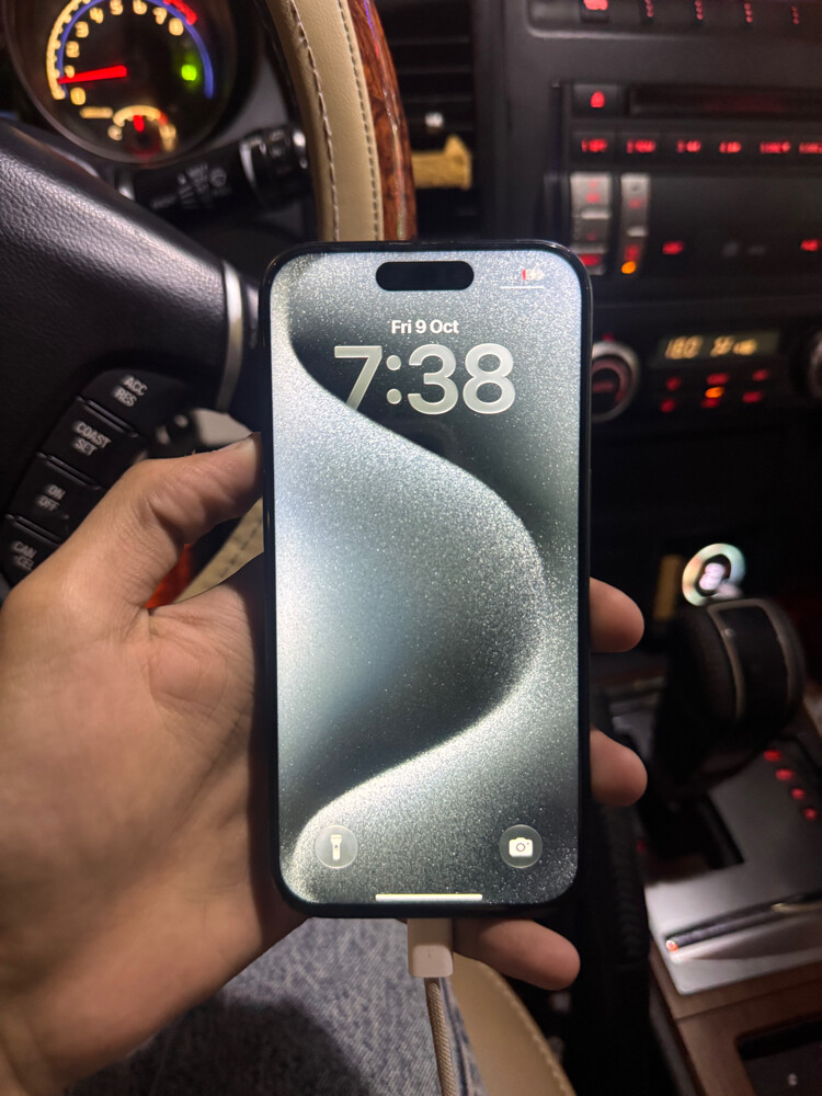 iPhone 15 Pro 256gb - 5