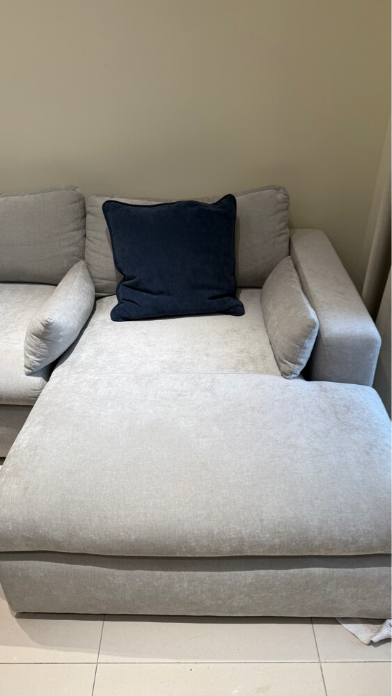 Sofa lamb and Table  - 1