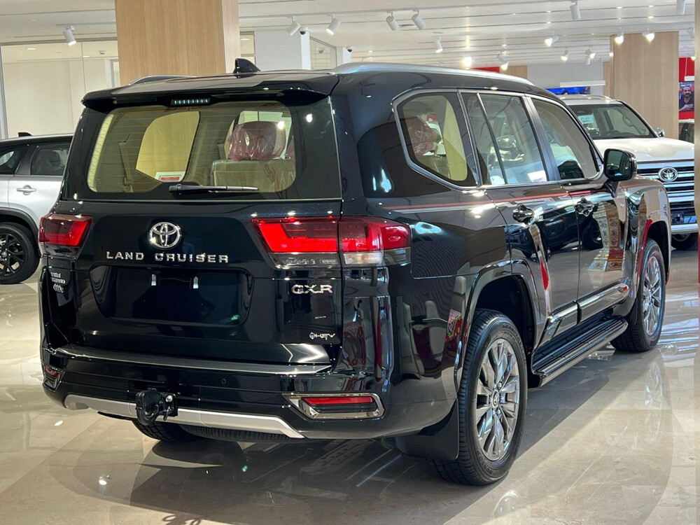 LAND CRUISER GXR 3.5L HEV TURBO - 4