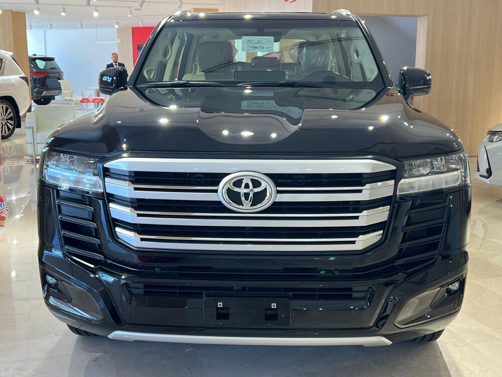 LAND CRUISER GXR 3.5L HEV TURBO - 2