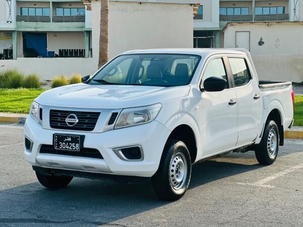 2016 Nissan navara pickup - 1