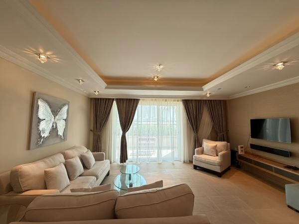 1 BHK CHALET | SEA VIEW | BILLS IN - 2