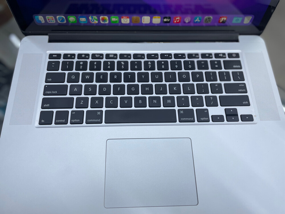 MacBook Pro (Min2015) - 6