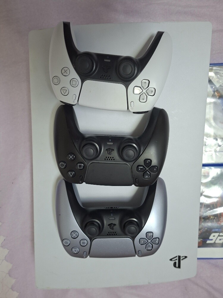 PlayStation 5 - 2
