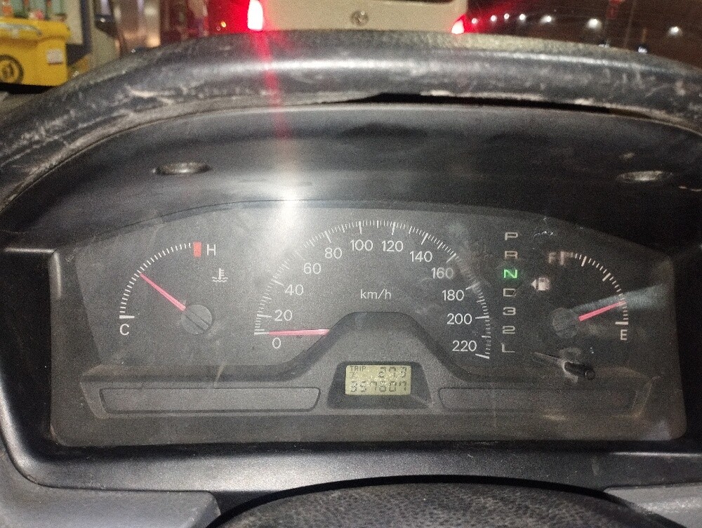 Mitsubishi Lancer GLS - 9