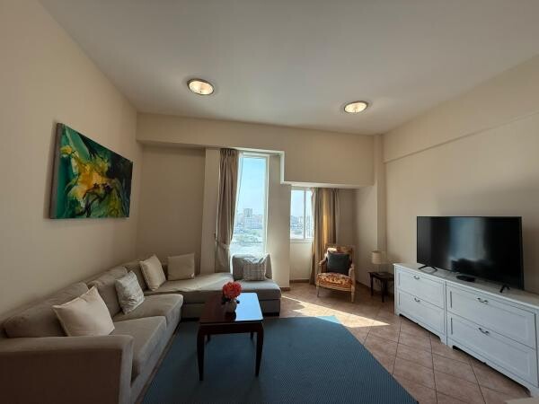 PRIME 1BHK | FREE WIFI | SHARED GYM - 1