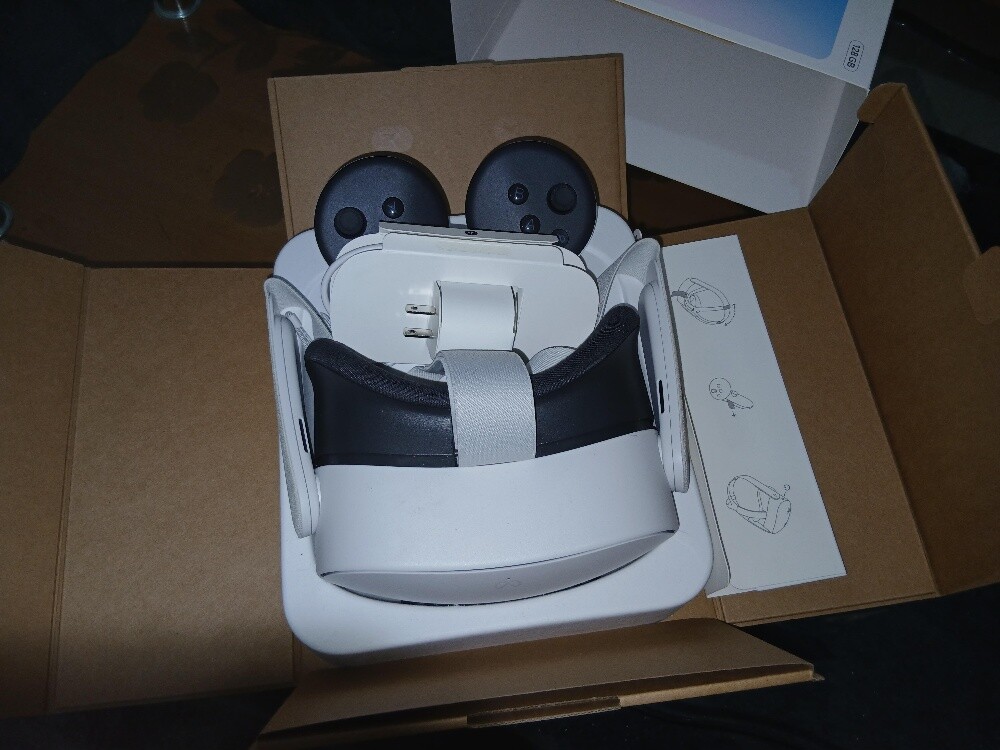 MetaQuest 3S VR Glasses - 3