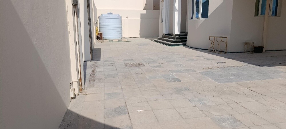 فيلا نصف مفروشه للقطريين السيليه - 2