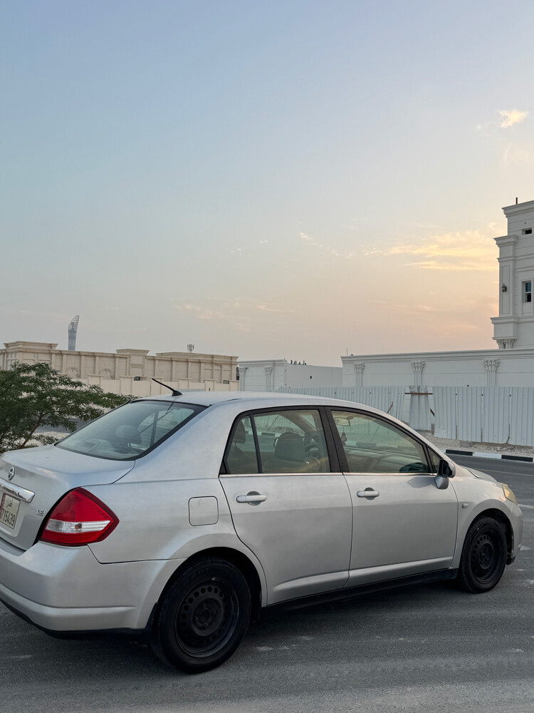 نيسان تبدأ  - 2