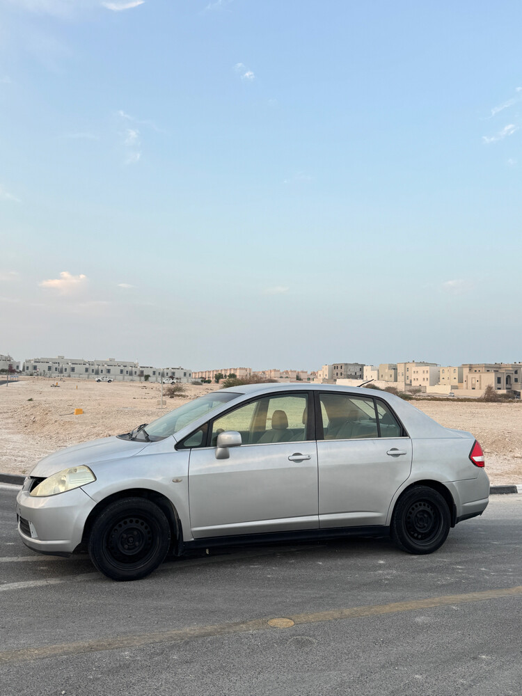 نيسان تبدأ  - 1