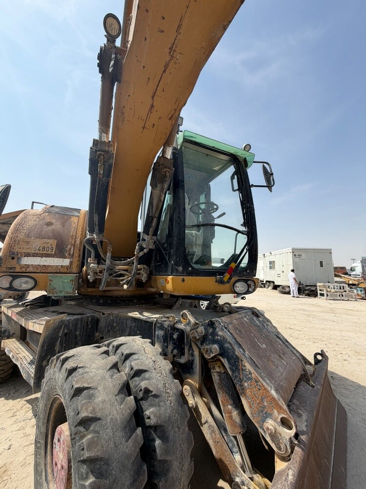 20 ton excavator sale urjent - 2