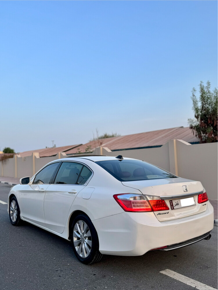 Honda Accord 2014 Full Option - 6