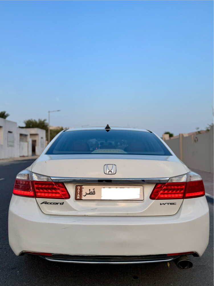 Honda Accord 2014 Full Option - 3
