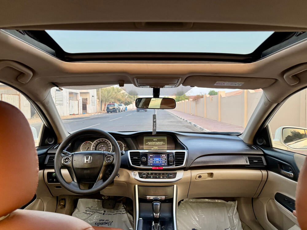 Honda Accord 2014 Full Option - 9
