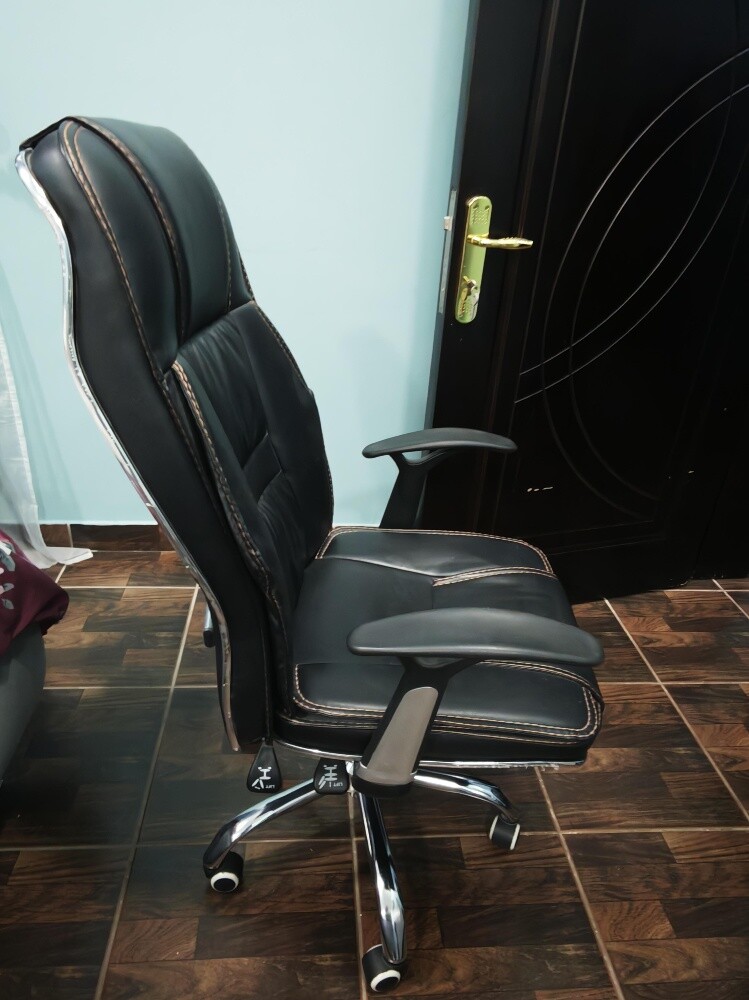 Deskchair - 1