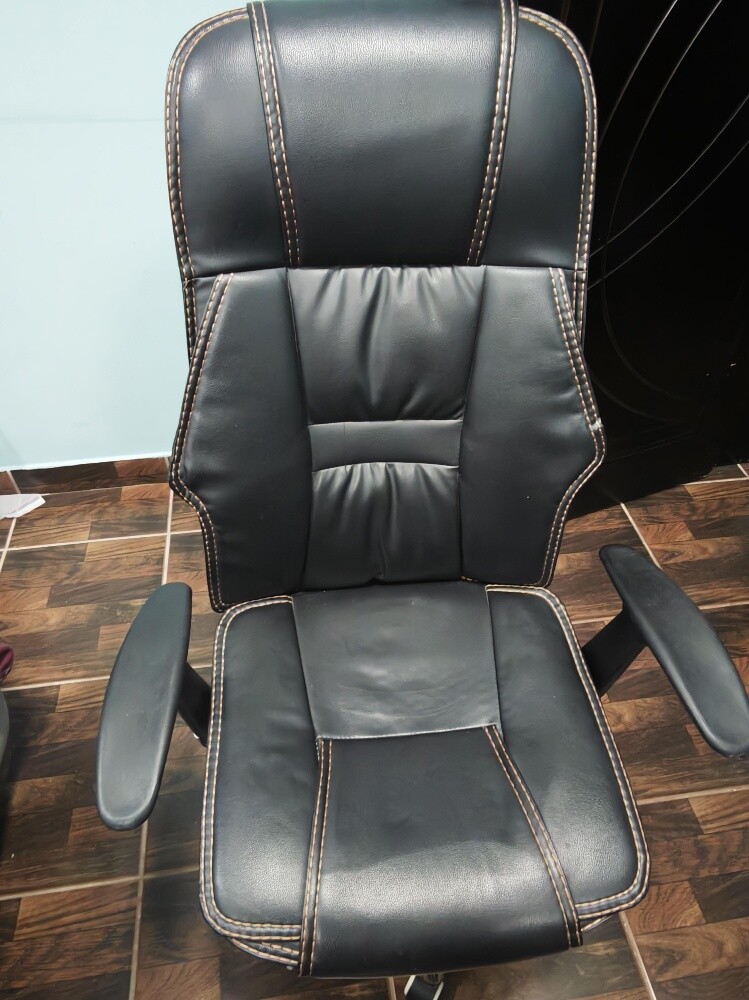 Deskchair - 3
