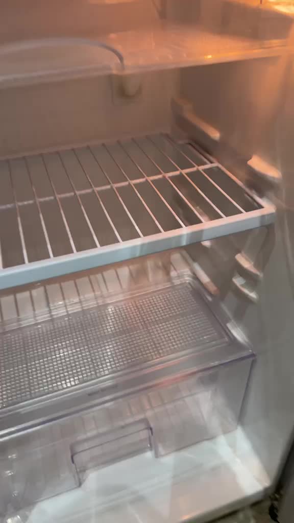 ثلاجة إل جي مع فريزر، فضي - 4