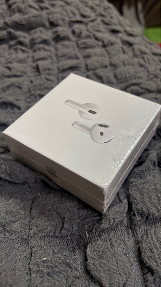AirPods - 4