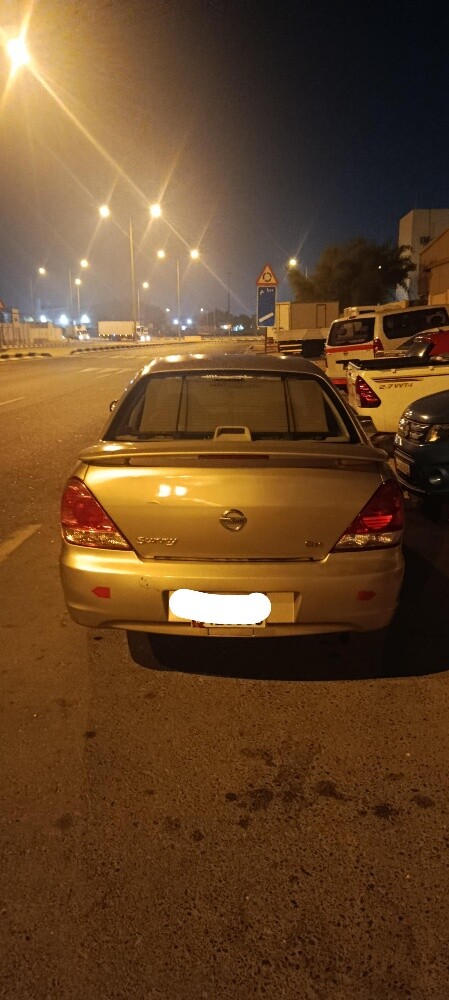 NISSAN SUNNY - 2